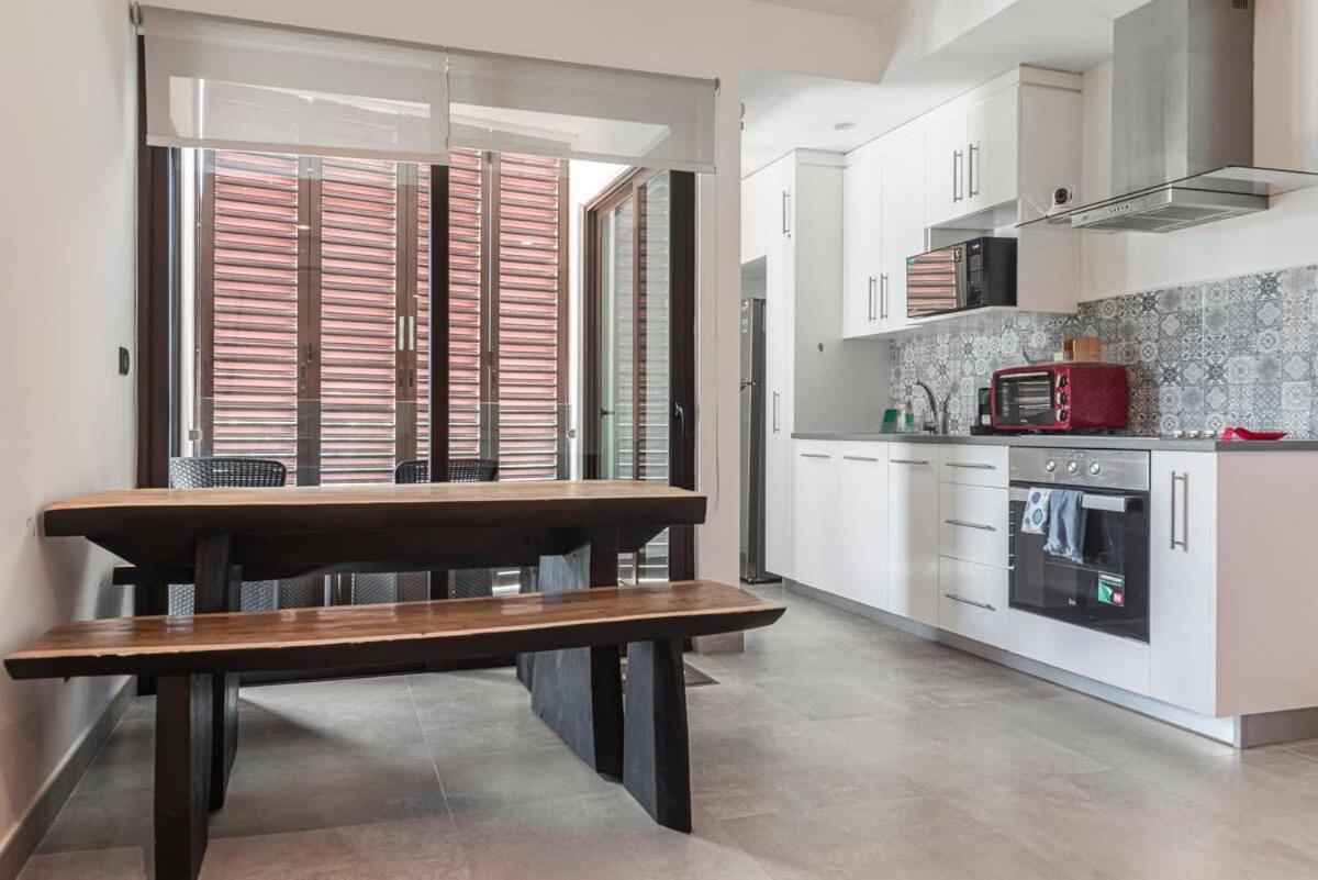 Apartment Escape To Tulum, Luxury Apt, Pool & Pet Friendly