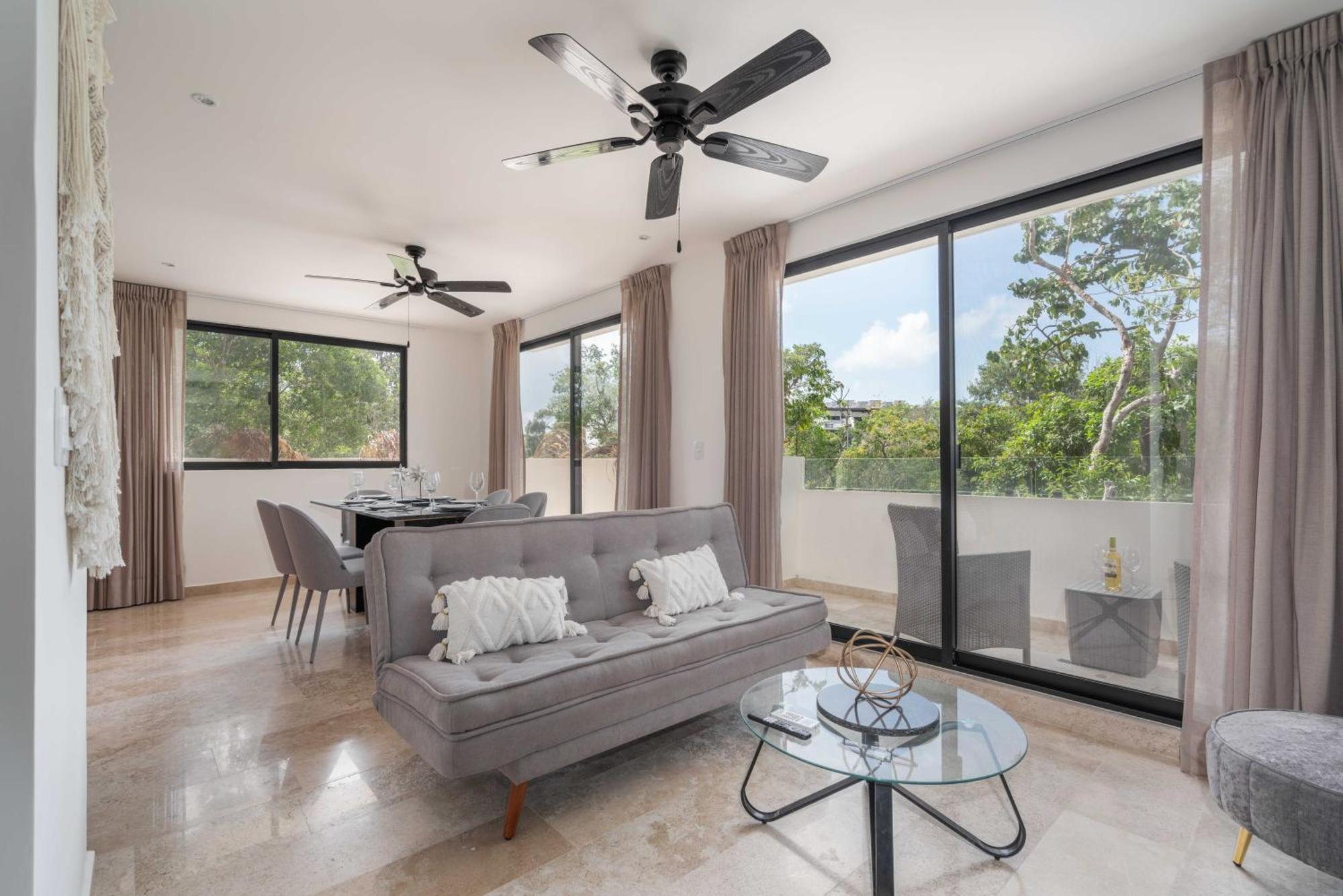 Holiday home 2bd With Rooftop Pool Near *