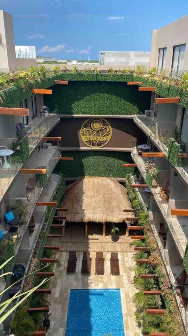 Comfy 2 Pools, Gym, Great Location