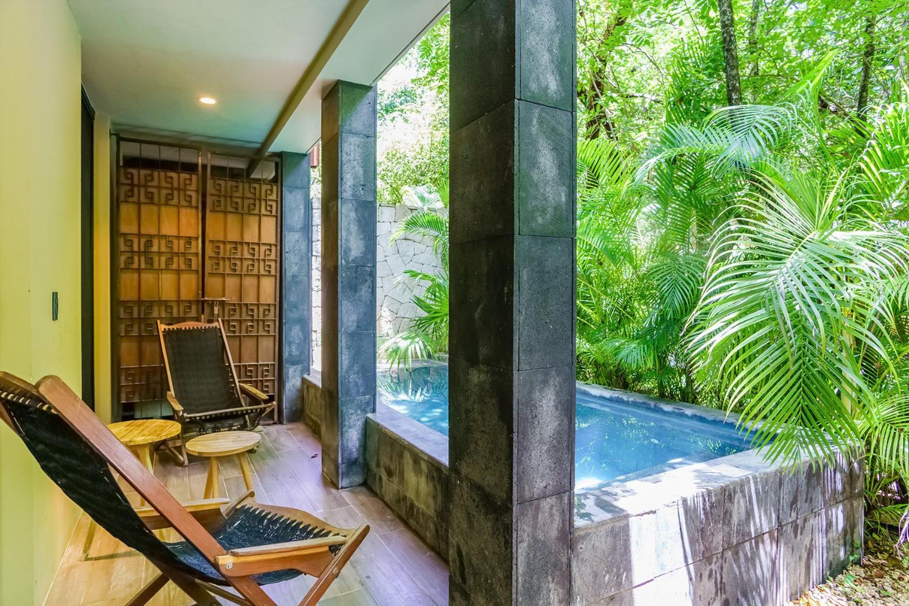 Apartment Luxurious Oasis Jacuzzi With Art Gallery And Pool *