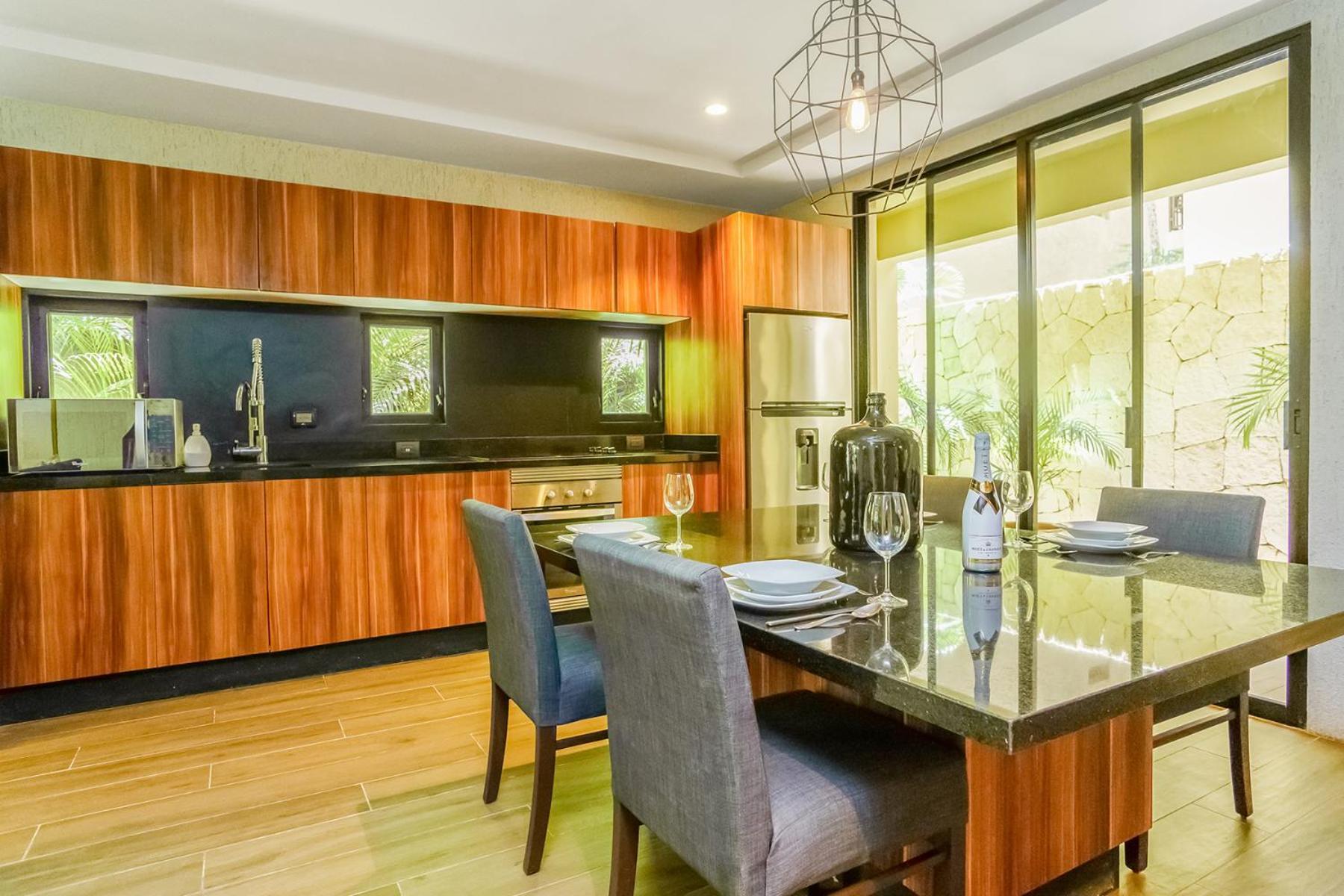 Luxurious Oasis Jacuzzi With Art Gallery And Pool Apartment Tulum