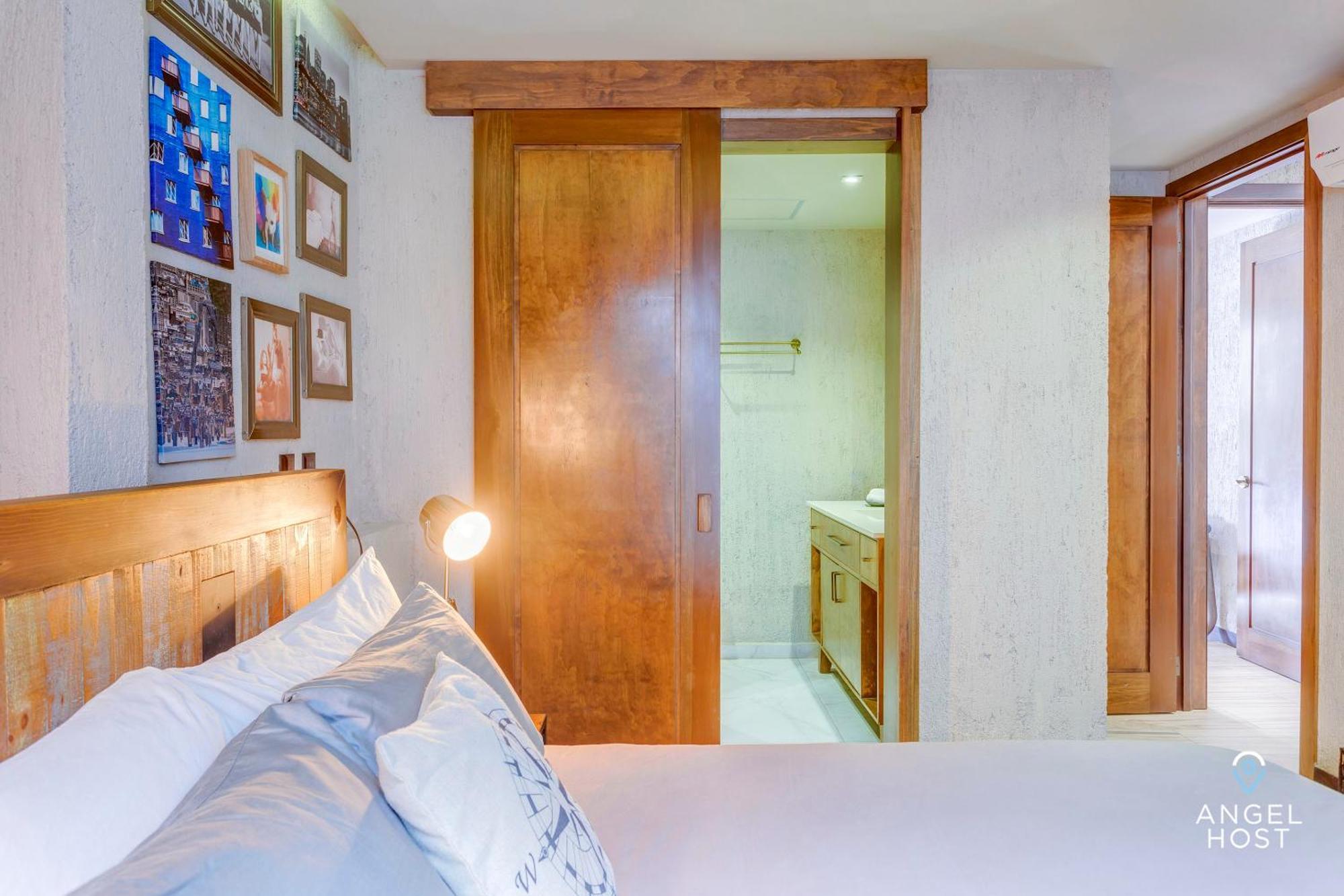 Apartment Luxurious Oasis Jacuzzi With Art Gallery And Pool *