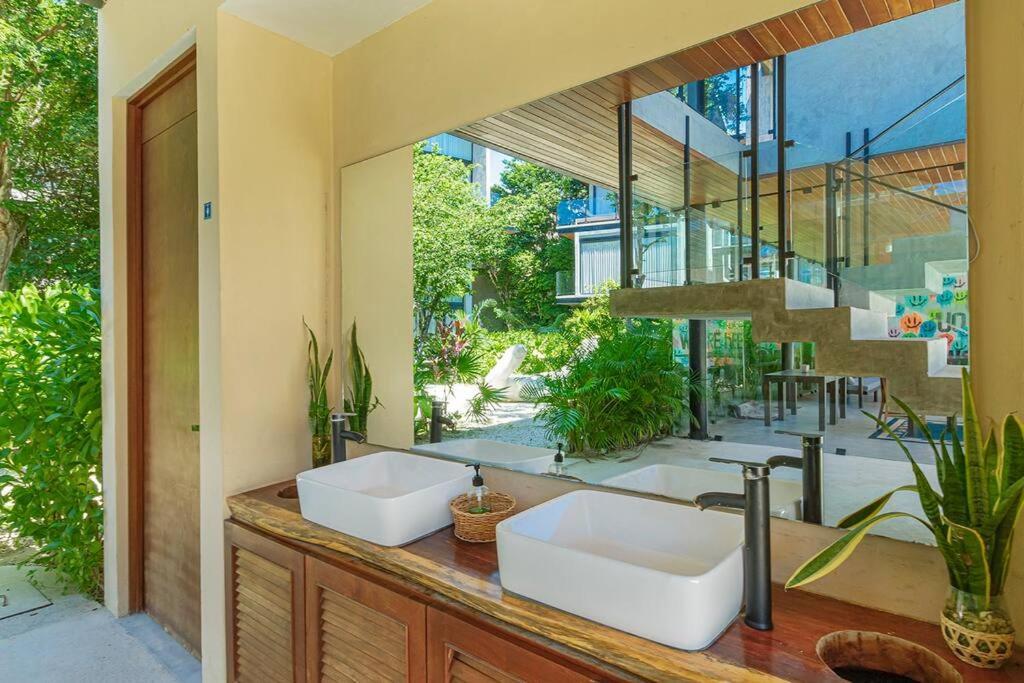 Stunning Views From Nook 2bed Apartment *