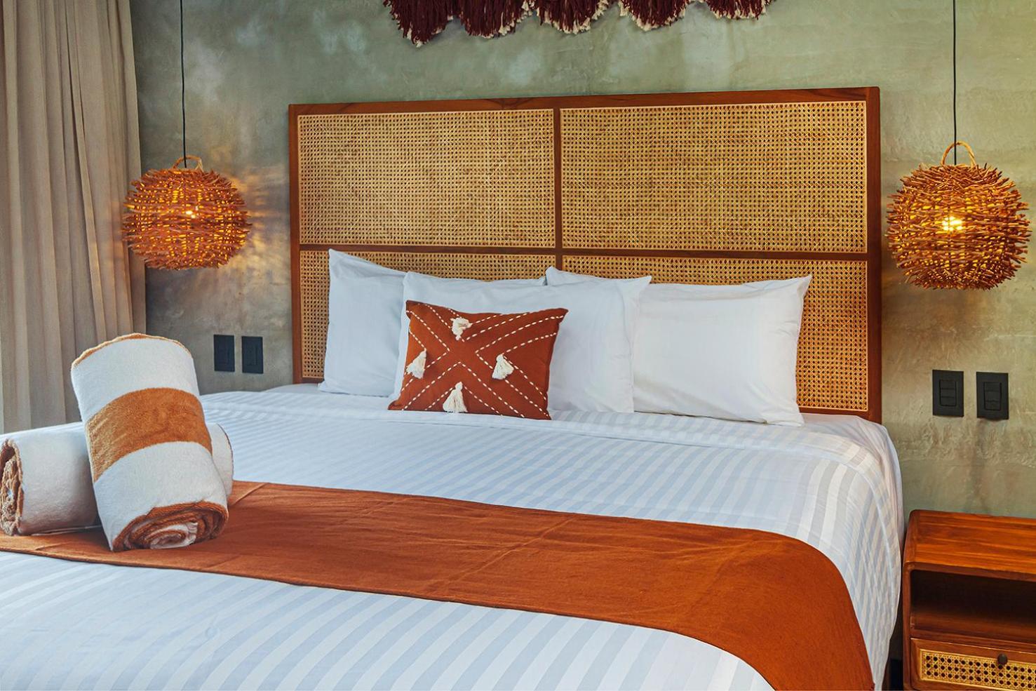 Sunny, Spacious & Amazing Amenities *