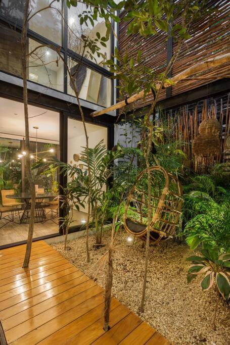 Chic Townhouse With Private Pool And Rooftop View Holiday home *