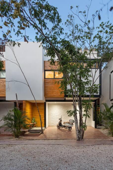 Chic Townhouse With Private Pool And Rooftop View Holiday home *