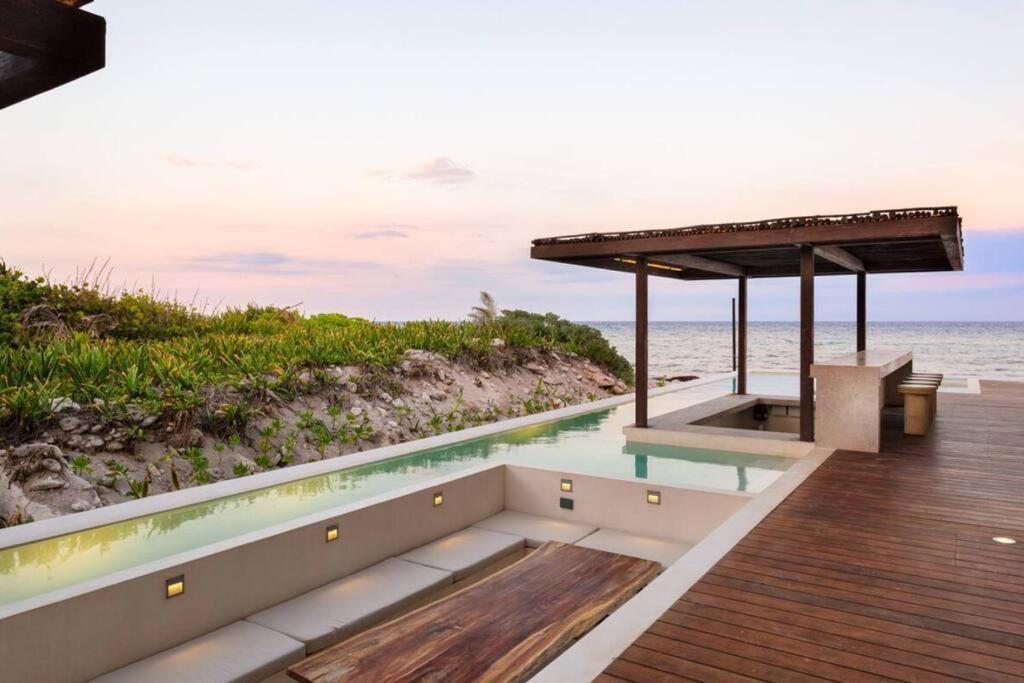 Luxury Beachfront Penthouse With Private Pool Tulum
