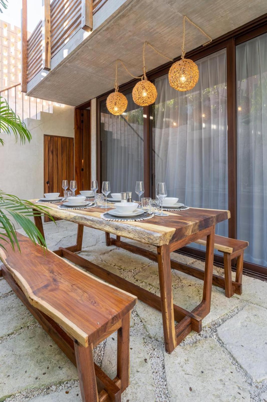 Primrose Jungle Paradise Villa, 3brd, Island Shower, 2 Private Pools, Gourmet Dining & 24hr Security Tulum