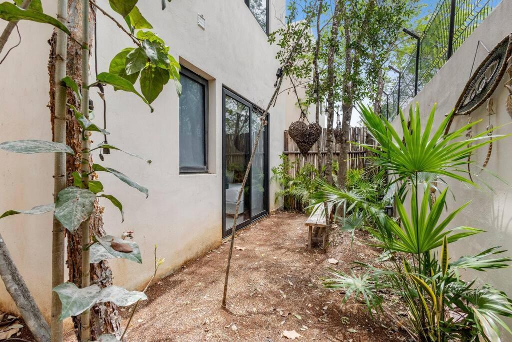 1min To Downtown Asana Premium W/ Pool & Concierge