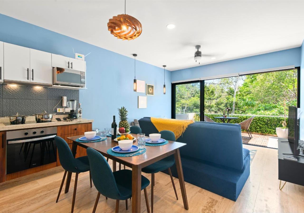 Modern Chic 1 Bedroom W/ Rooftop Infinity Pool Apartment