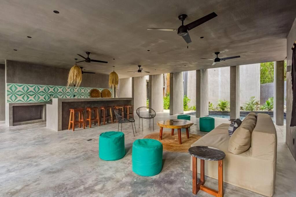 Apartment New 2 Bdr, Private Rooftop Pool, Gym And Cowork *