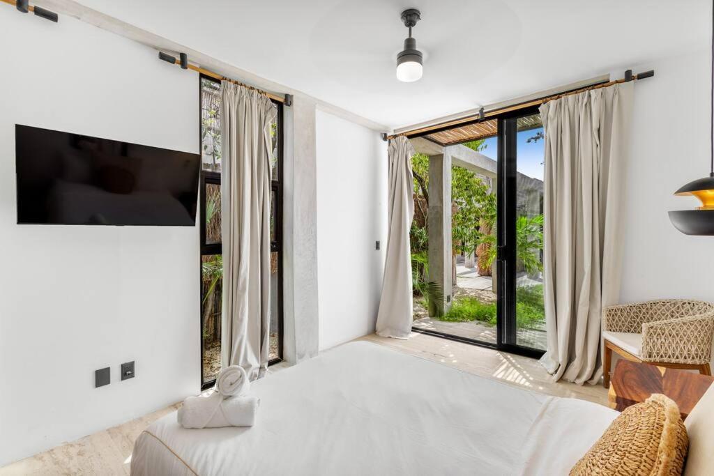 Lux Toh Villa, Rooftop Pool, Wifi, Transport Apartment *