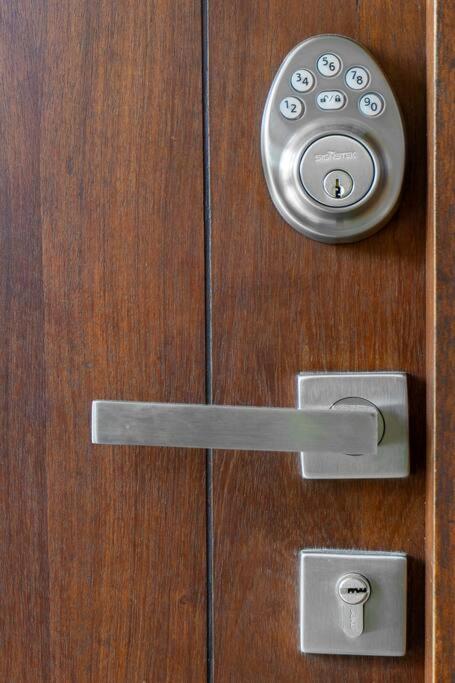 Apartment Modern 2br First Floor With Pool Access La Veleta