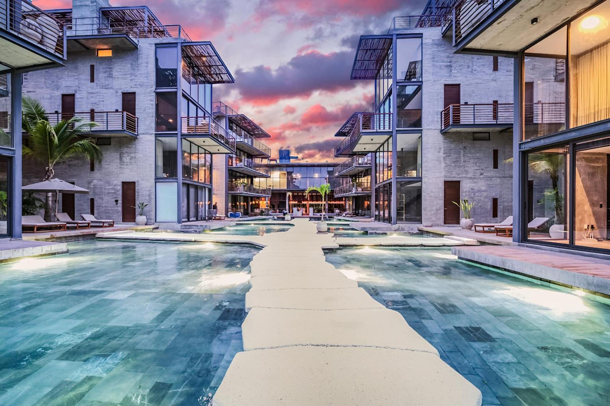 Waterworld 1br Cenote Rooftop Pools Gym *