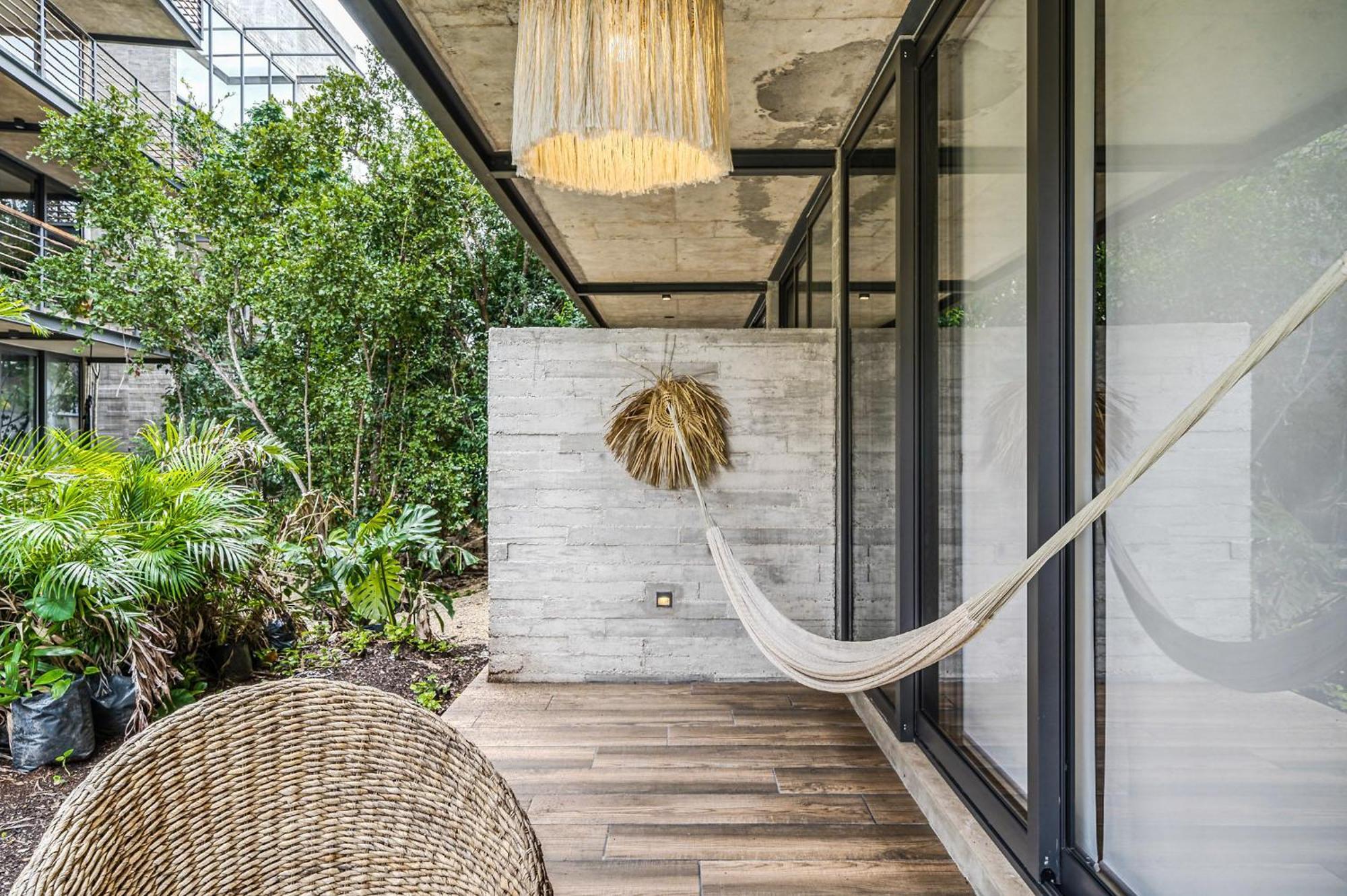 Waterworld 1br Cenote Rooftop Pools Gym Tulum