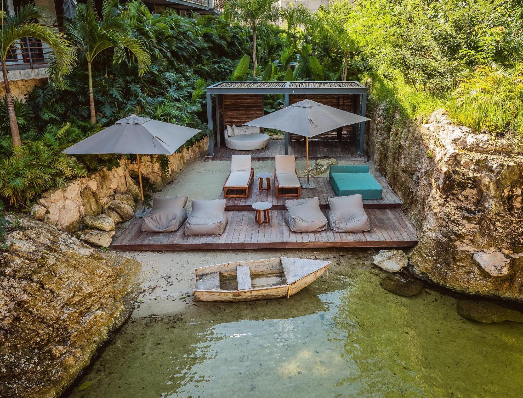 Waterworld 1br Cenote Rooftop Pools Gym Apartment *