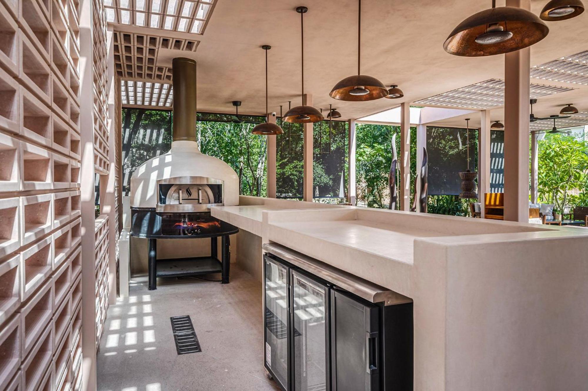 Stunning 1br In Jungle With Pool, Restaurant And Gym Apartment