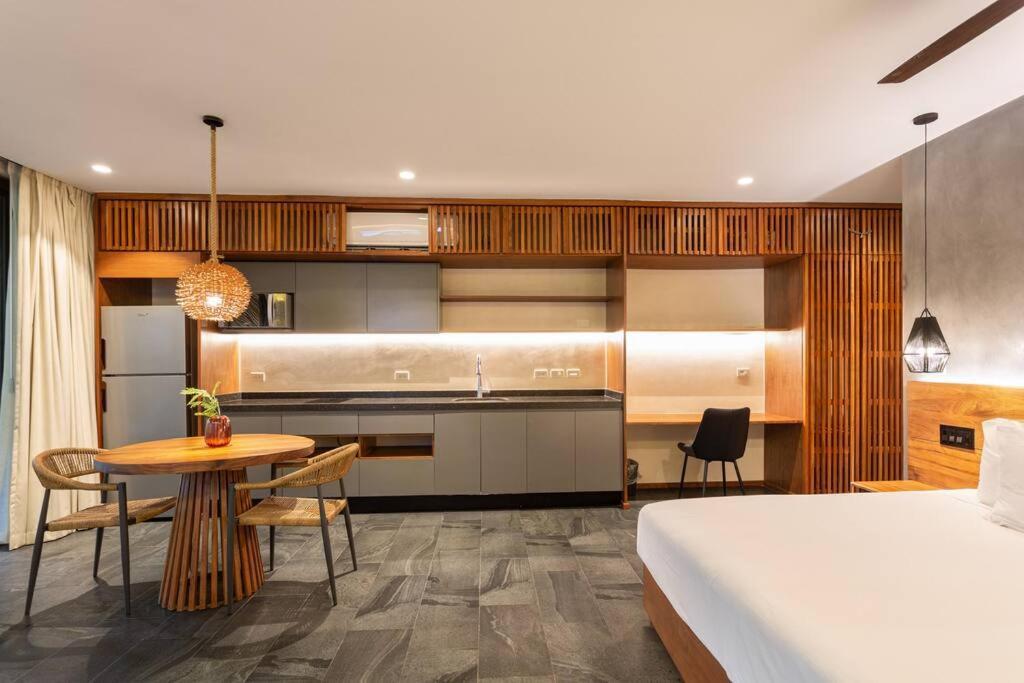 New 5 Star Condo-infinity And Cenote Pool Apartment