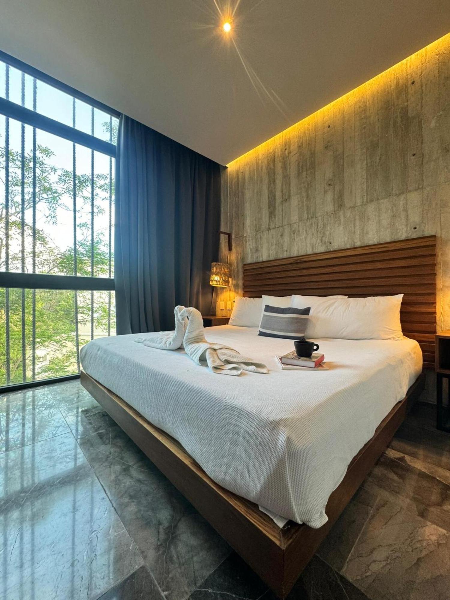 Iik By Groovy Stays- A Hip Condo-hotel With Wifi, Rooftop, Pool, Sleeps 6 Aparthotel Tulum