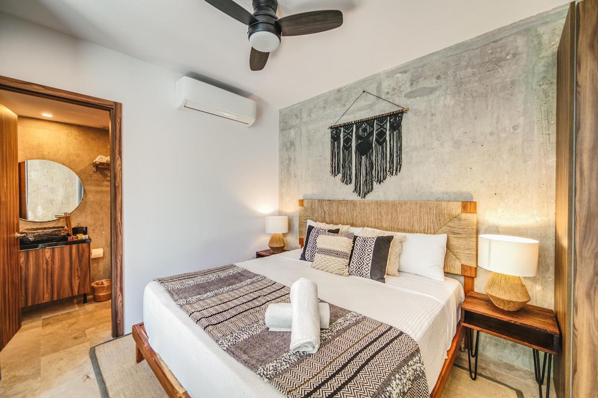 Apartment Divine 1br Swim Up With Cenote And Gym *