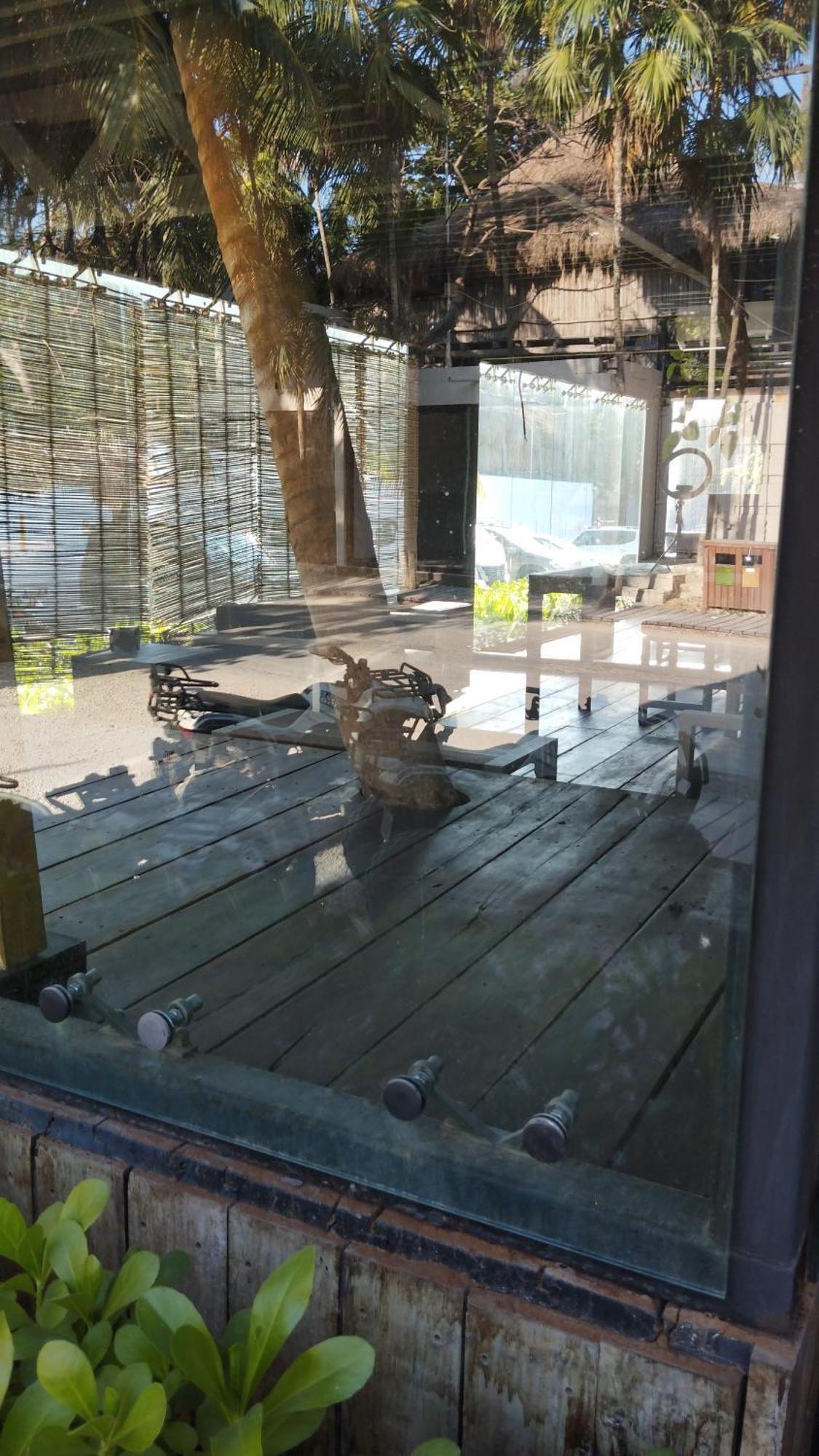 Xxxxxxx Guest house *