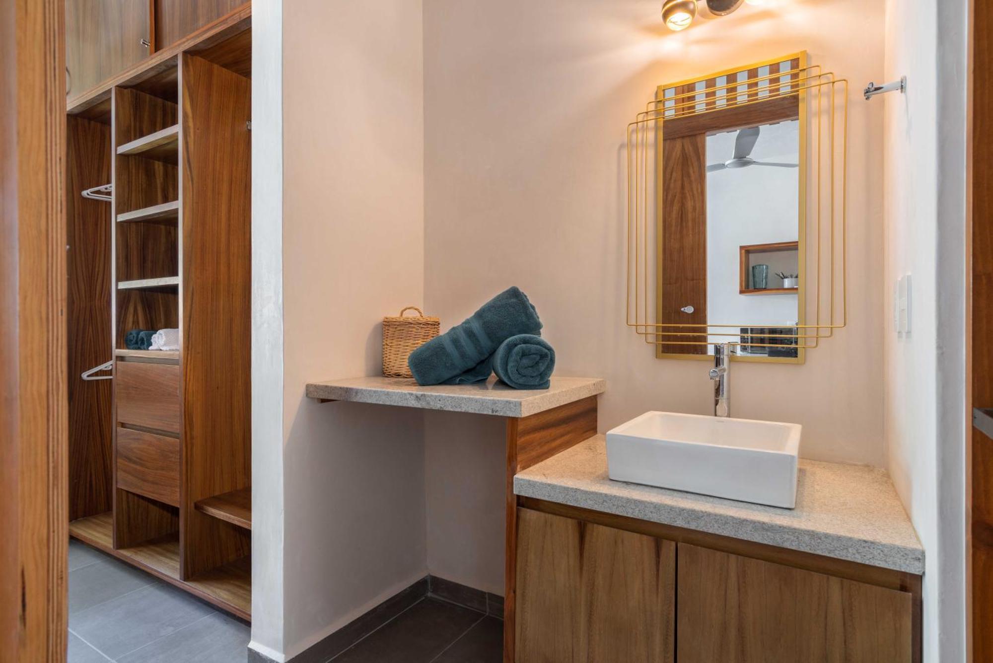 Kanah Apartment *