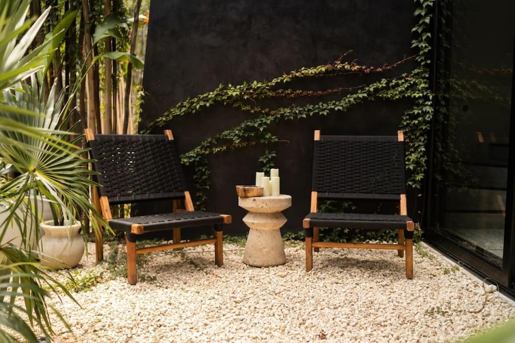 Villa Luxury Twin Villas, 4 Private Pools, 2 Rooftops, Bbq, Near