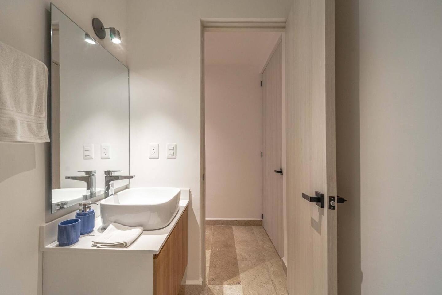 King With Private Balcony, Gym And Rooftop Pool * Tulum