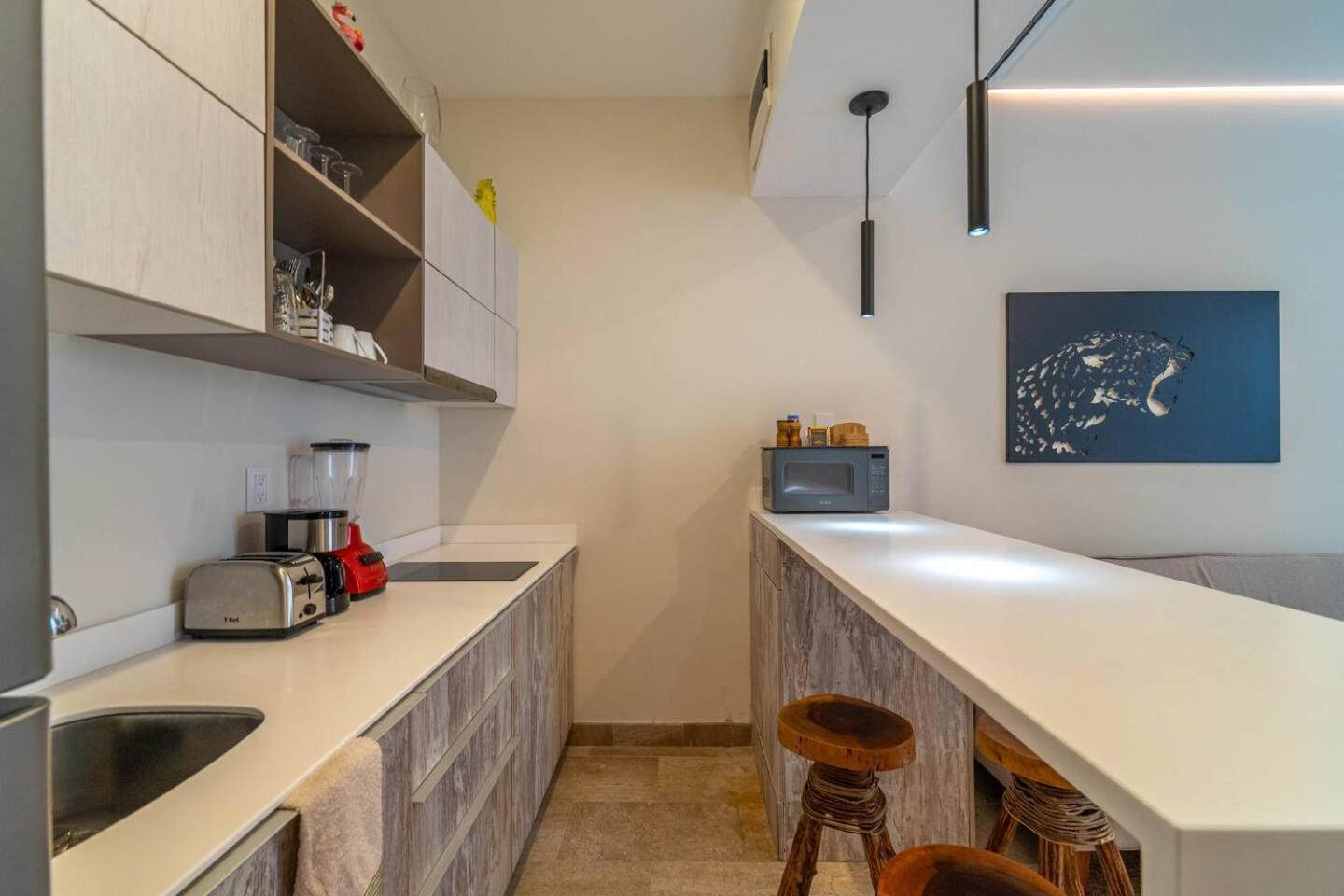 Stylish Boho With Rooftop Pool Holiday home *