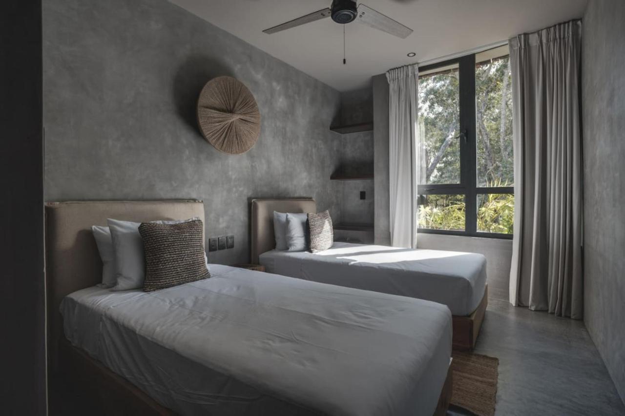 Escencia Casa Oasis G21 *