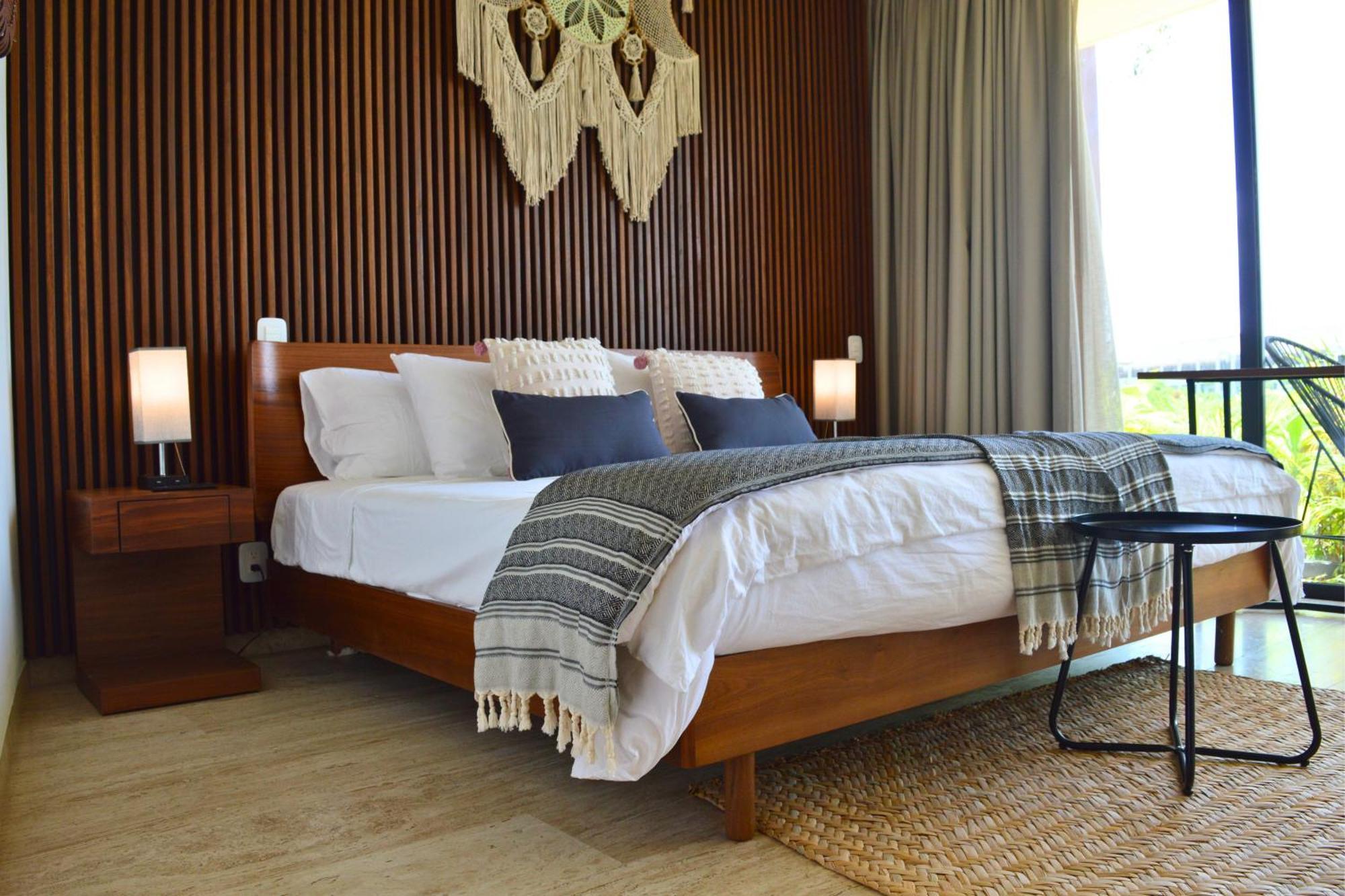 Ixmali, Jungle Avec Vue Proche De La *