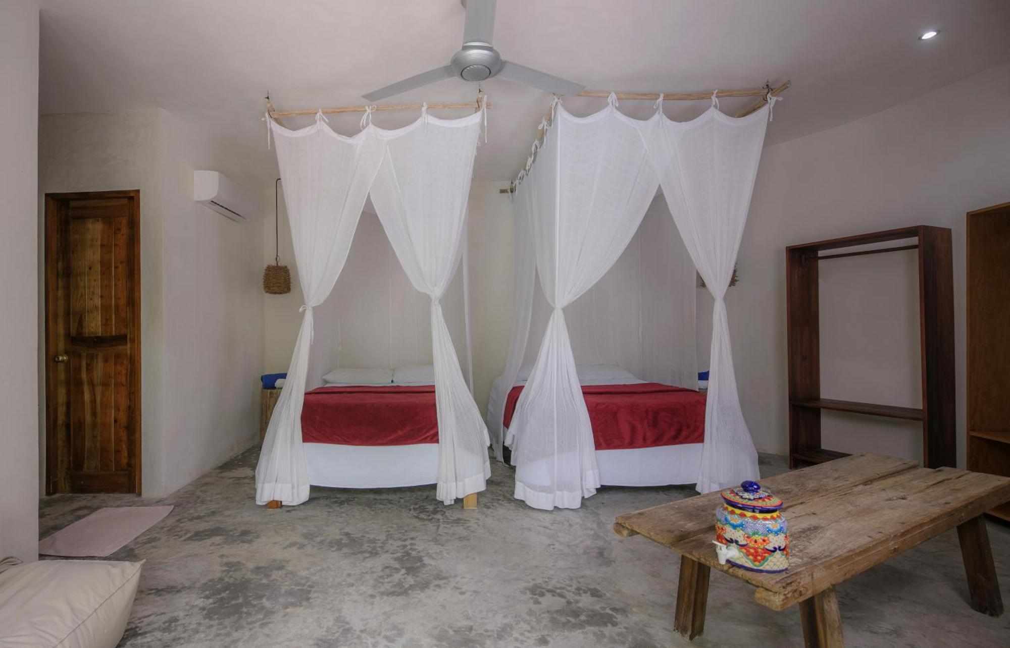 Hotel Aldea Balam 3*