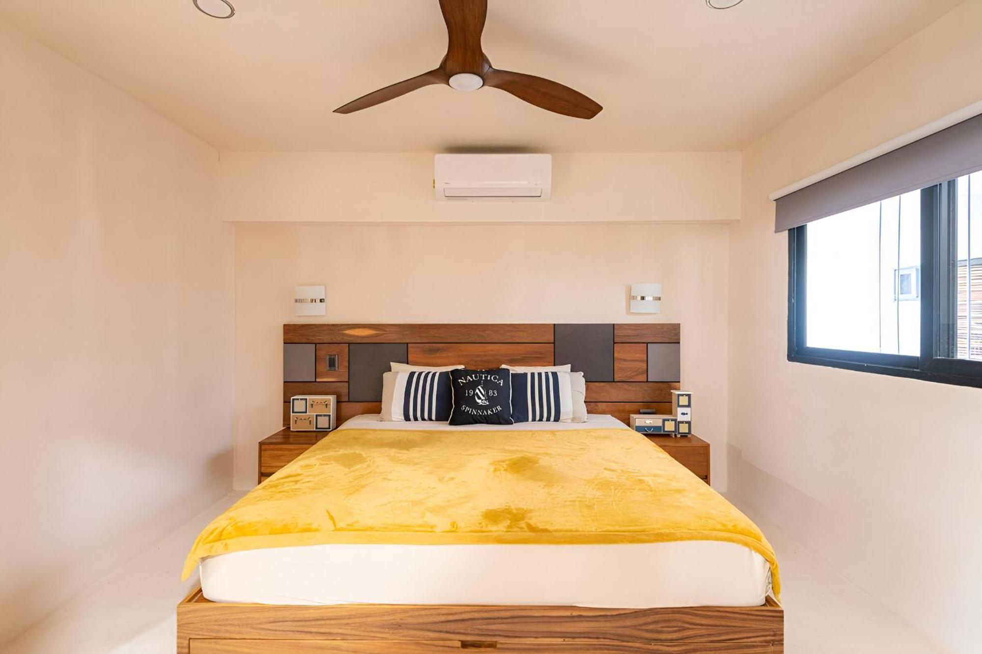 Departamento Amplio Con Balcon Y Mini Alberca Privada *