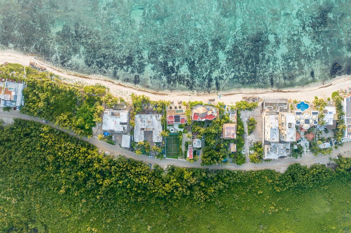 Tankah Bay House 9 *