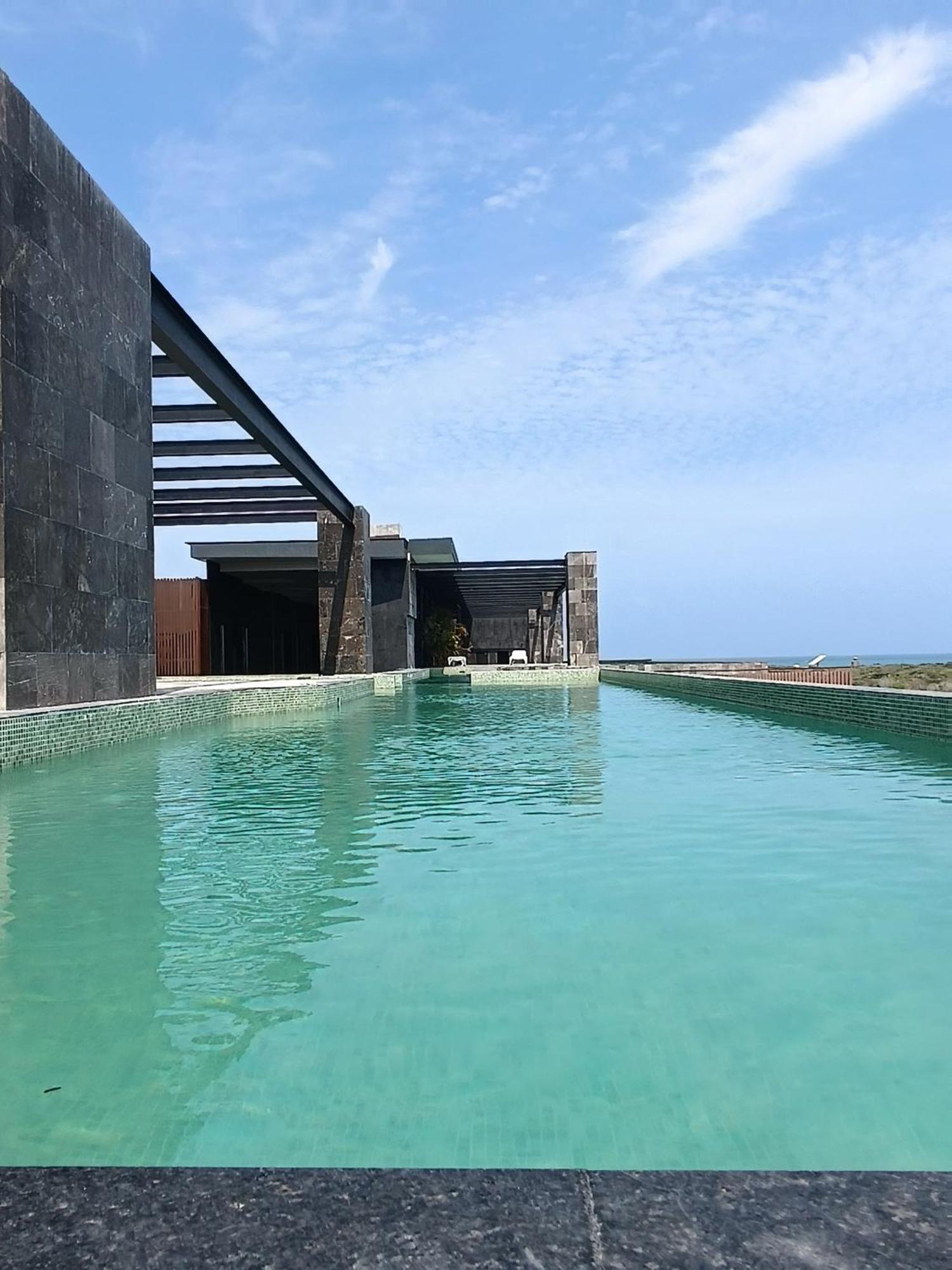 Departamento De 1 Hab Con Balcon En Zona Hotelera Ad *