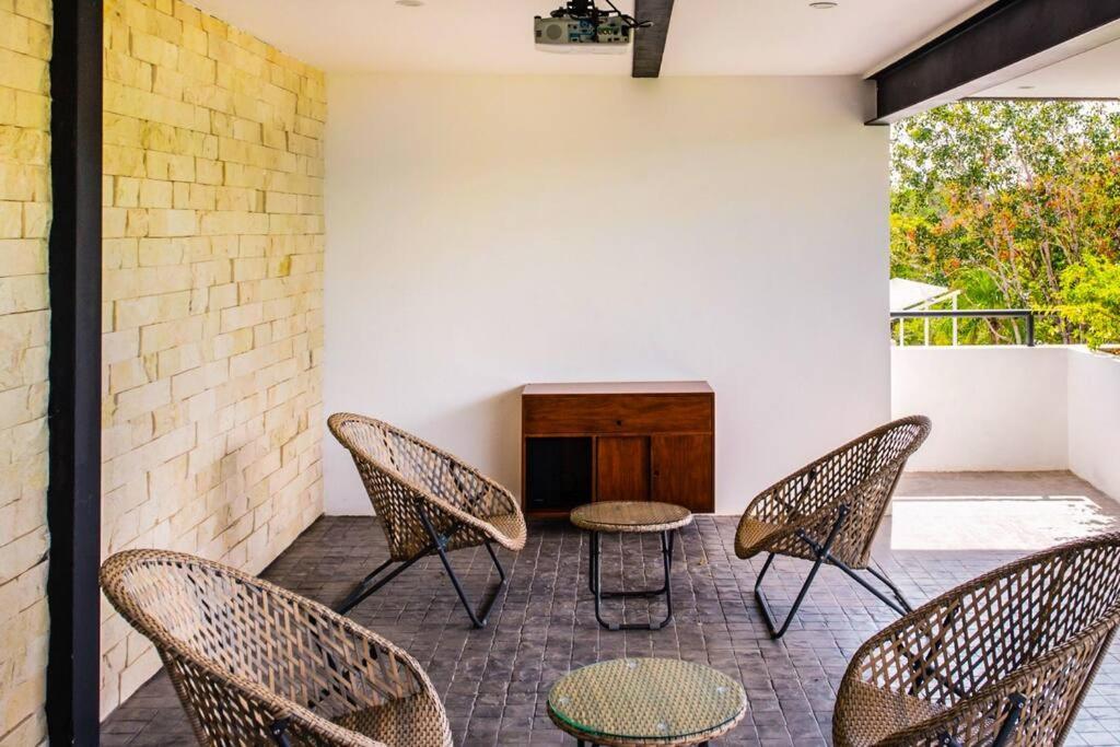 Apartment Designer Penthouse - Jungle Views, Bike To