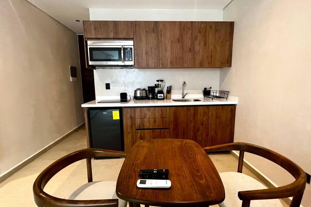 Comfy Plounge Pool Apartment *