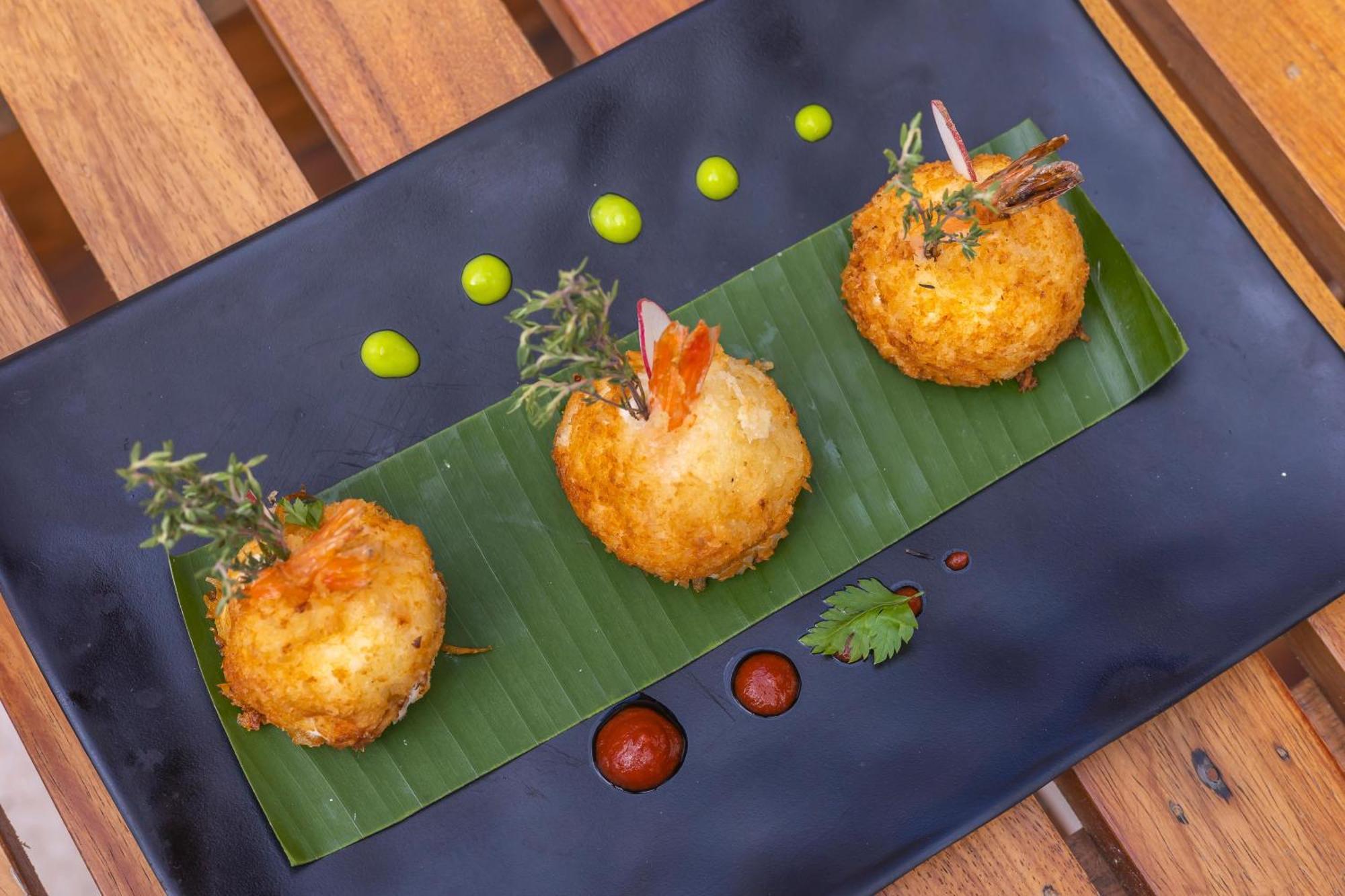 The Waves Spacious Holiday home