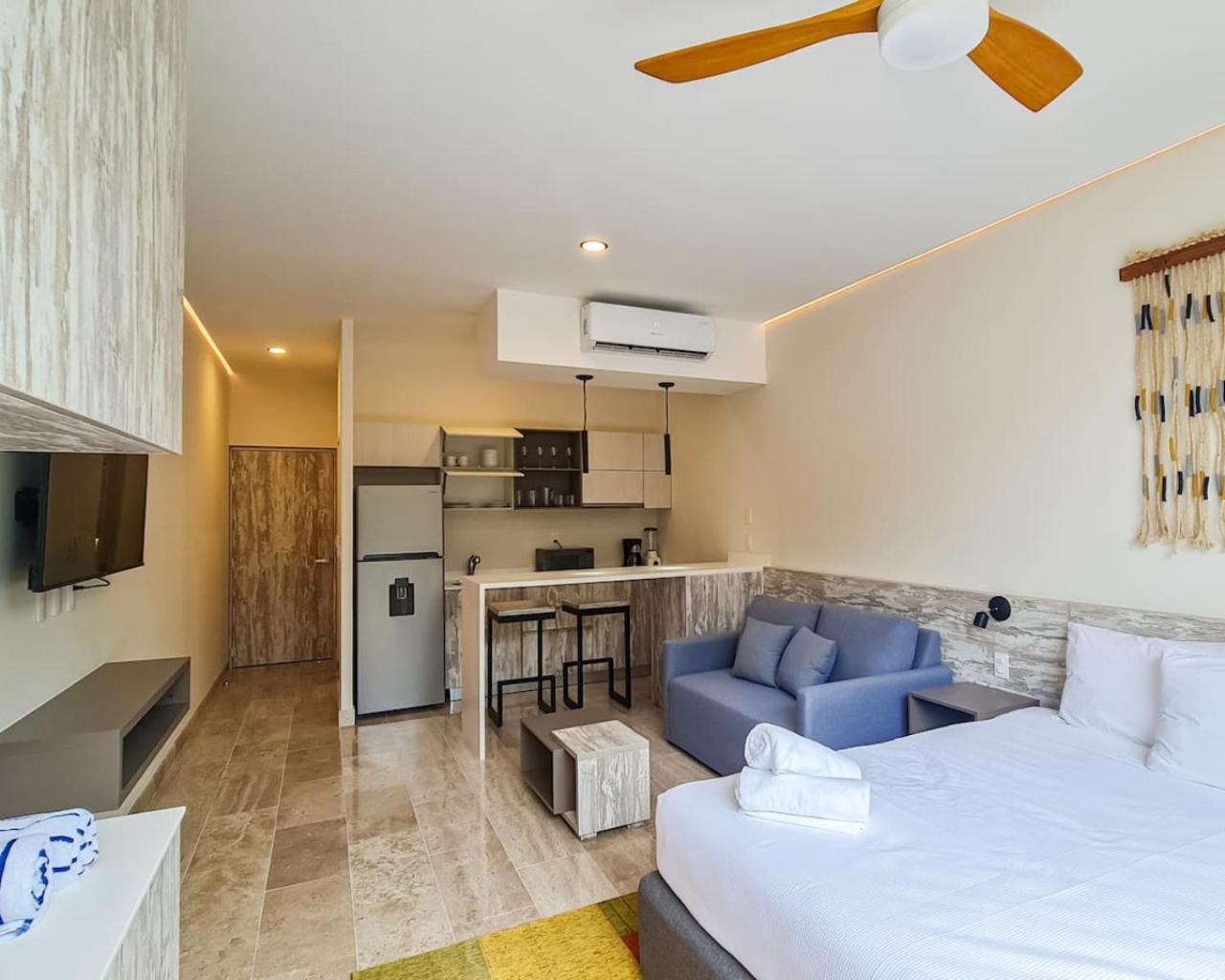 Bora By Elle Free Club Tulum