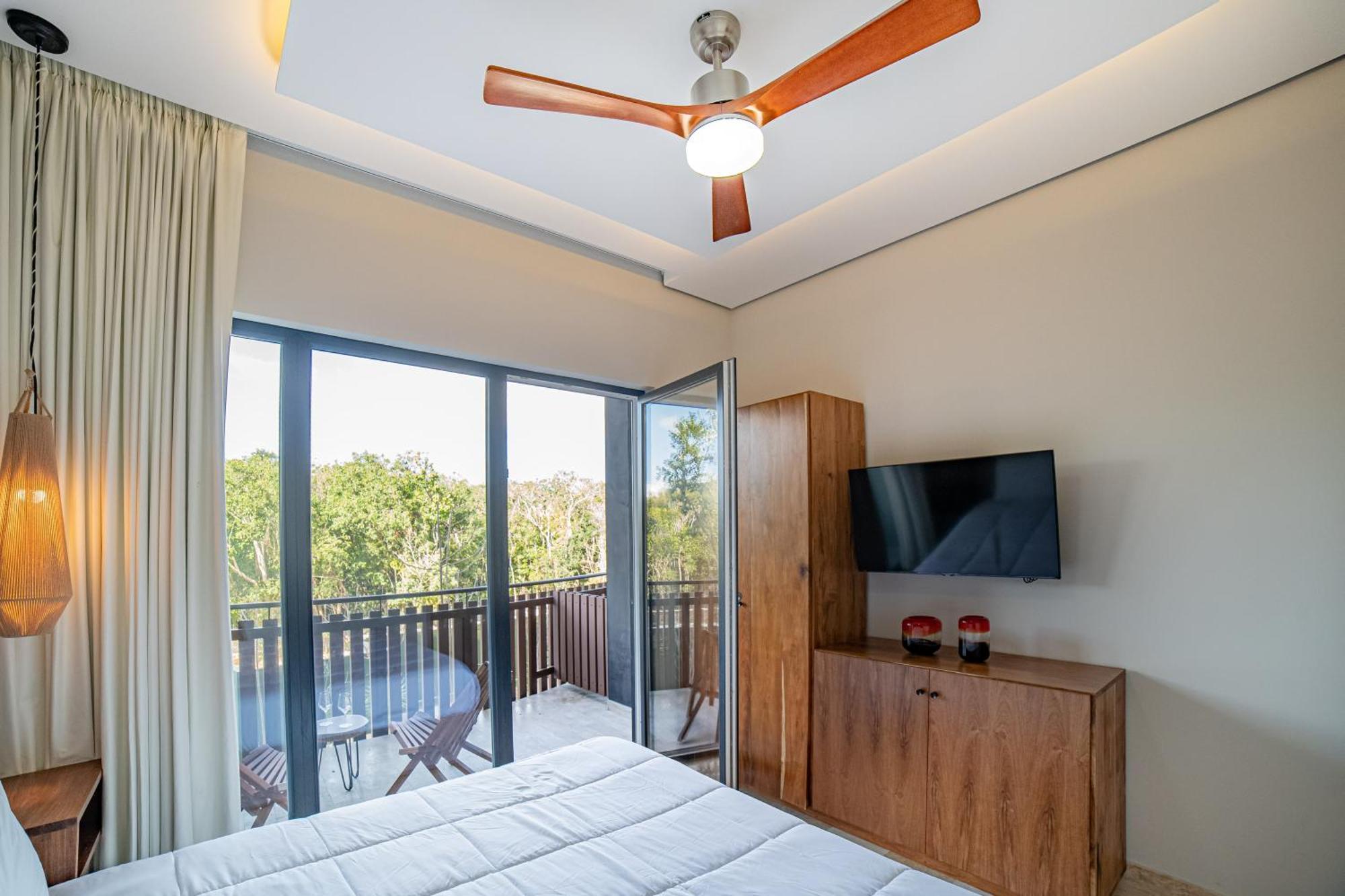 Apartment Amira District By *