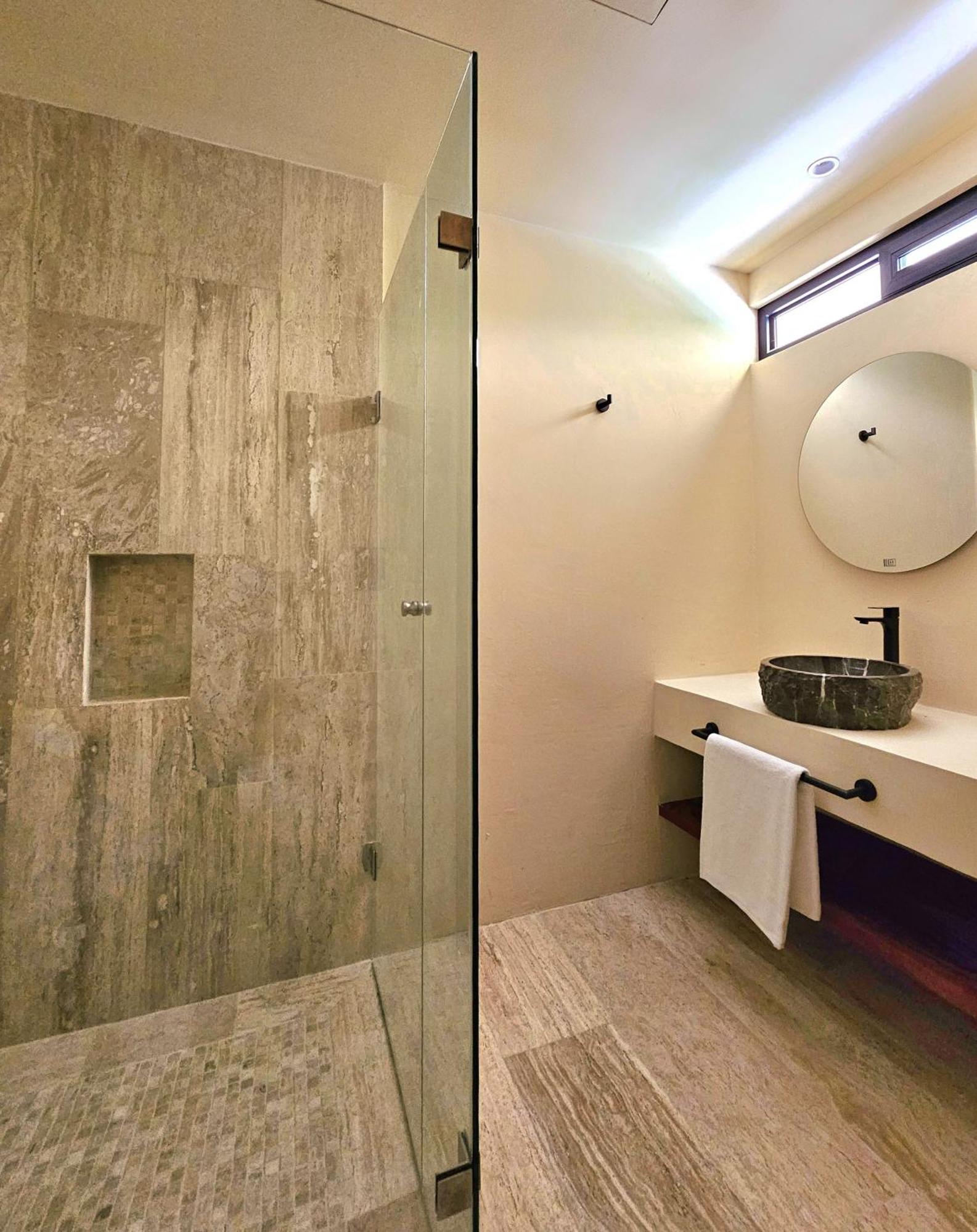 Loch By Bunik Aparthotel