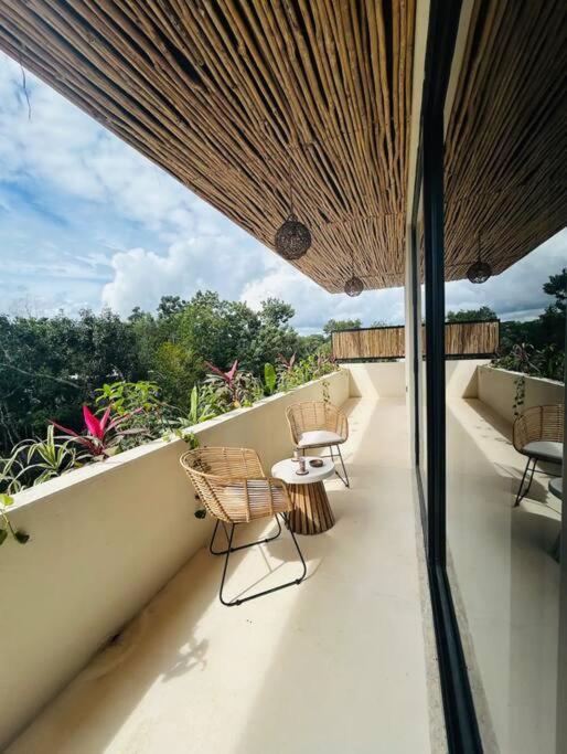 New Large Luxurious 1 Bedroom, 1 Bathroom In