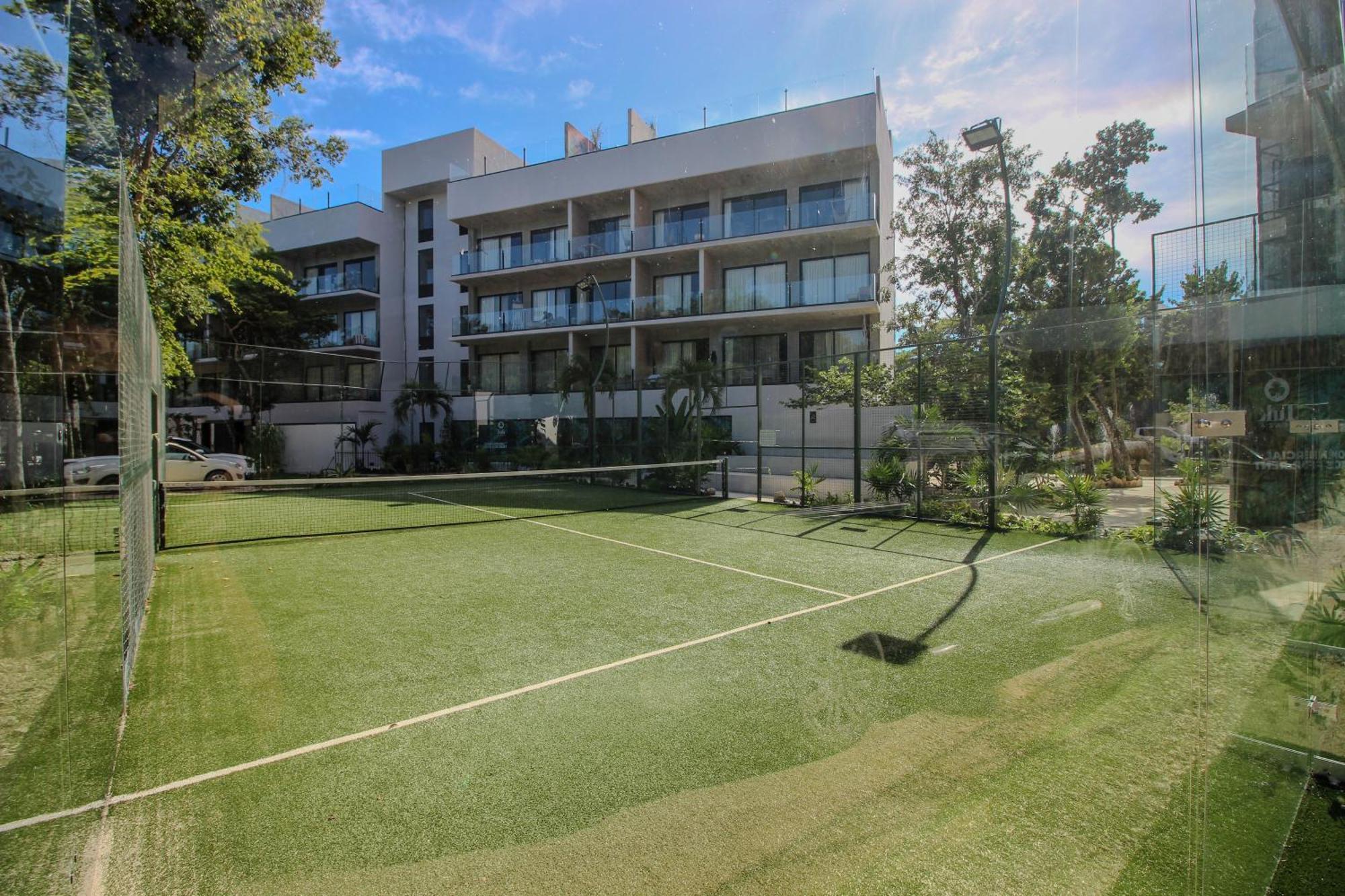 Stylish With Private Terrace & Rooftop Pool In Downtown Apartment *