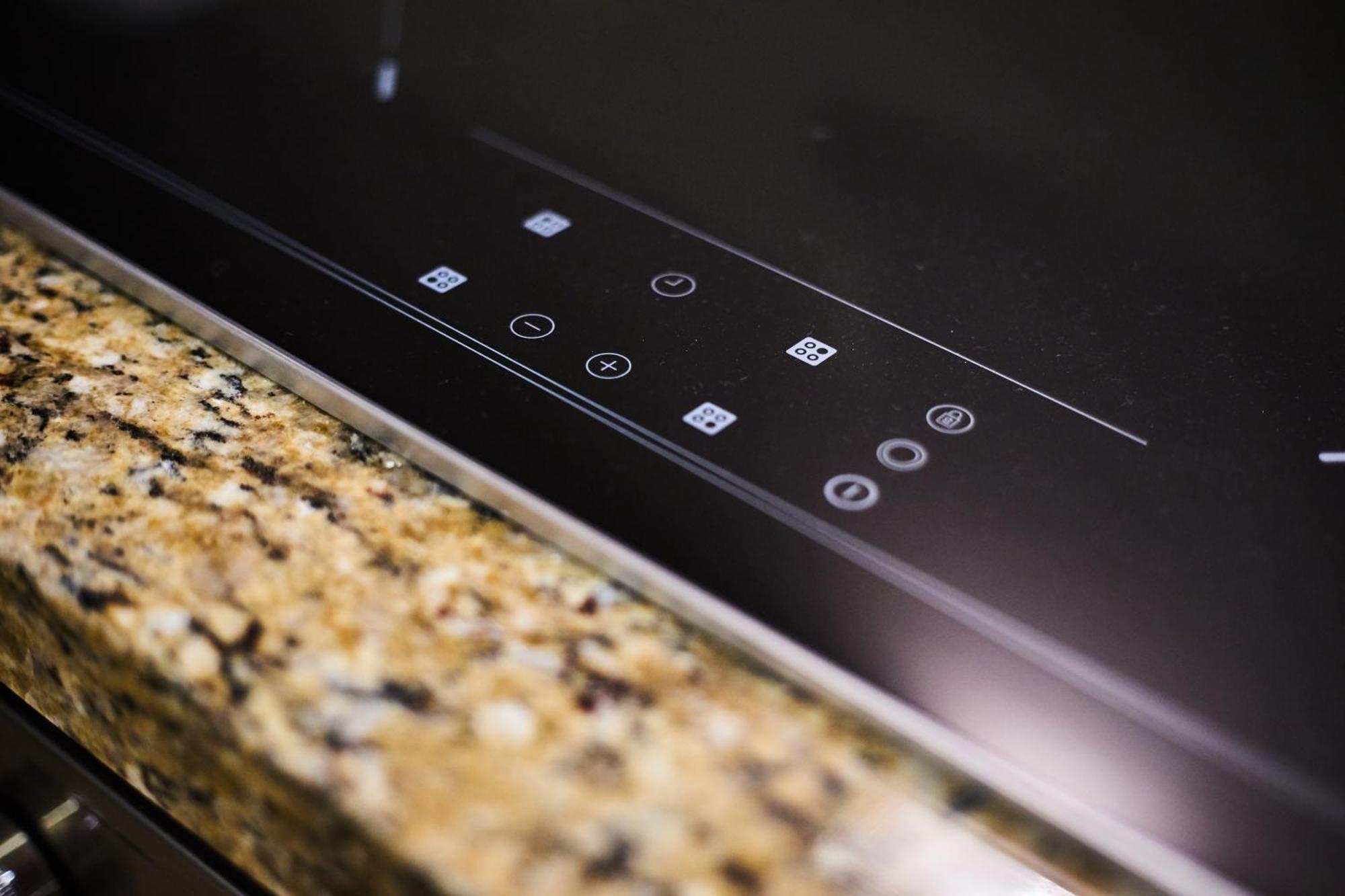 Luxury Poolside Gem With Pool, Jacuzzi & Gym Tulum