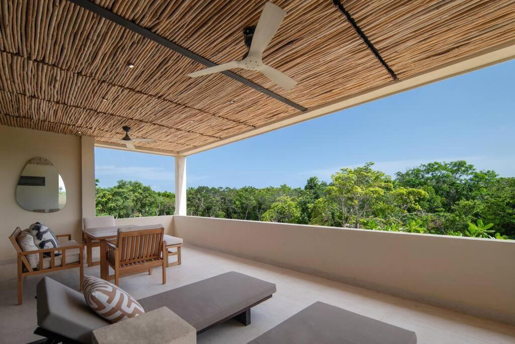 Jungle Sky Loft Apartment