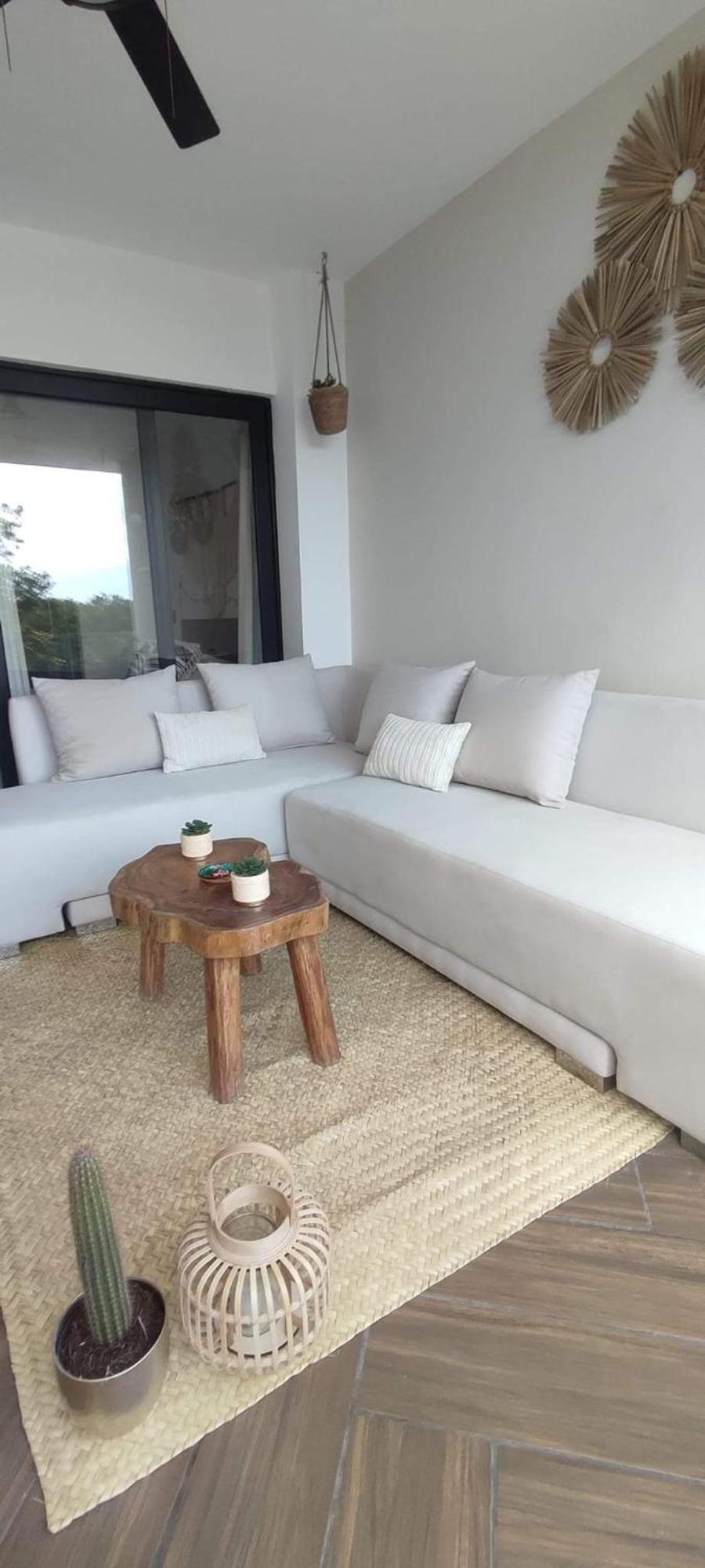 Jungle Oasis Studio: Beachside Retreat With Pool And Amenities