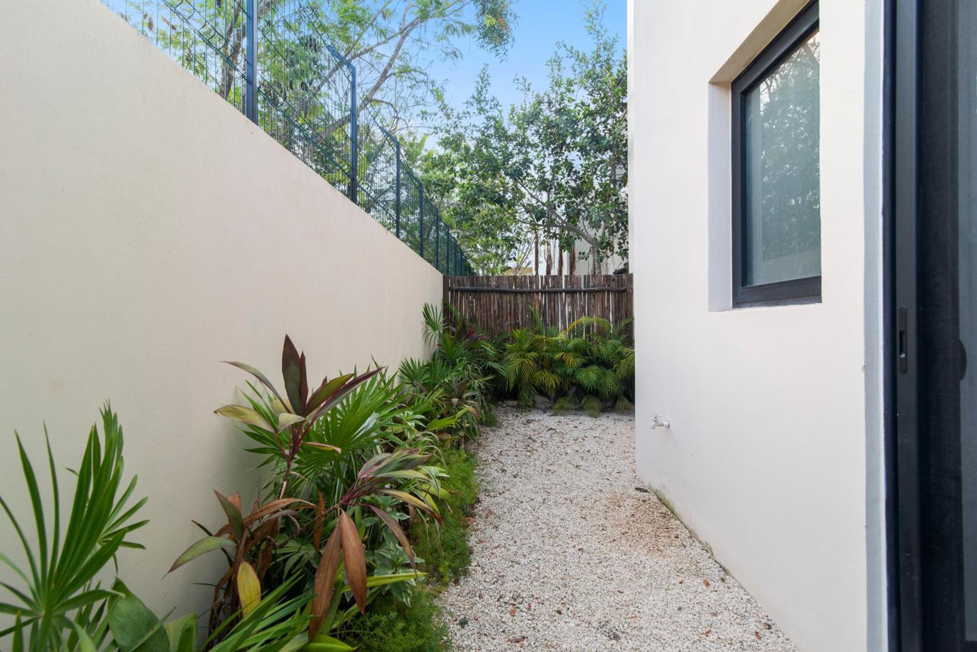 Сasa de vacaciones La Veleta Getaway At Asana Leaf House Sleeps 12 Tulum