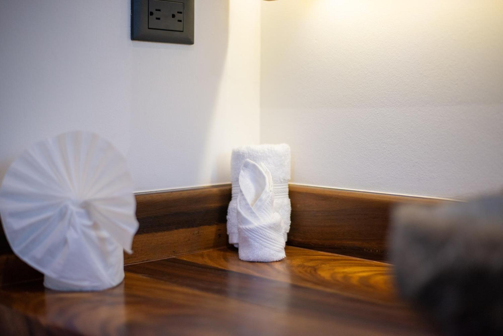La Veleta Getaway At Asana Leaf House Sleeps 12 Сasa de vacaciones Tulum