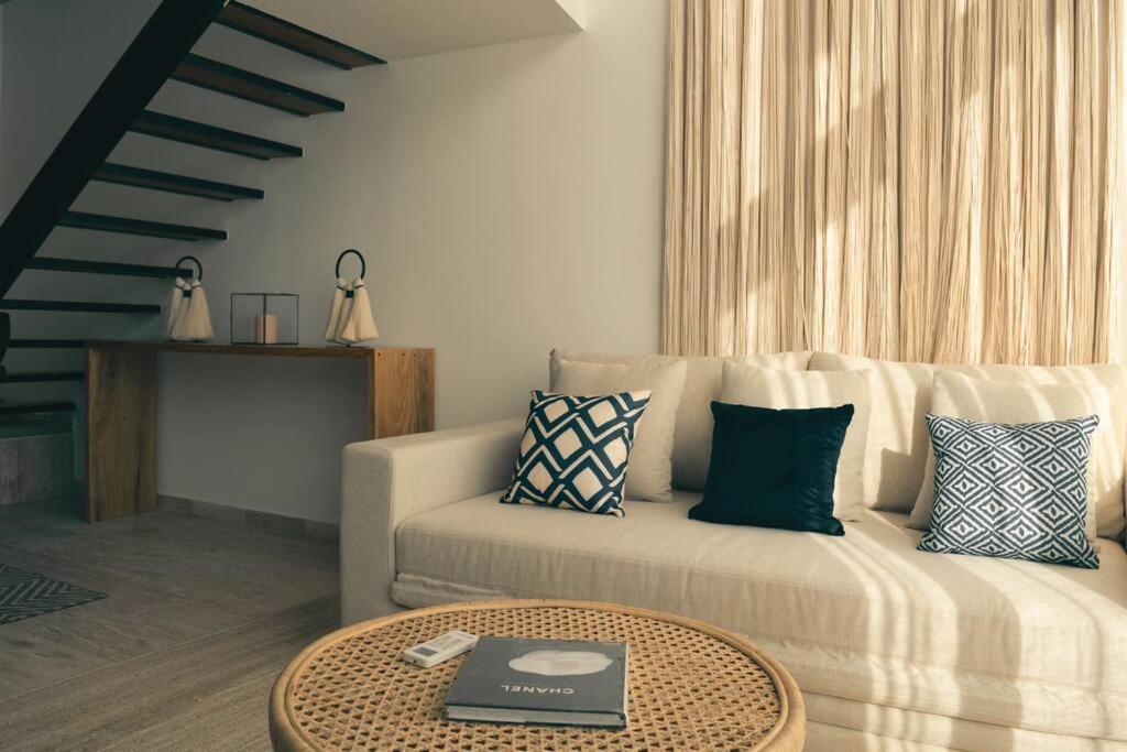 Loft Izel Sleeps 4 With Club Access, Close To La Veleta Tulum