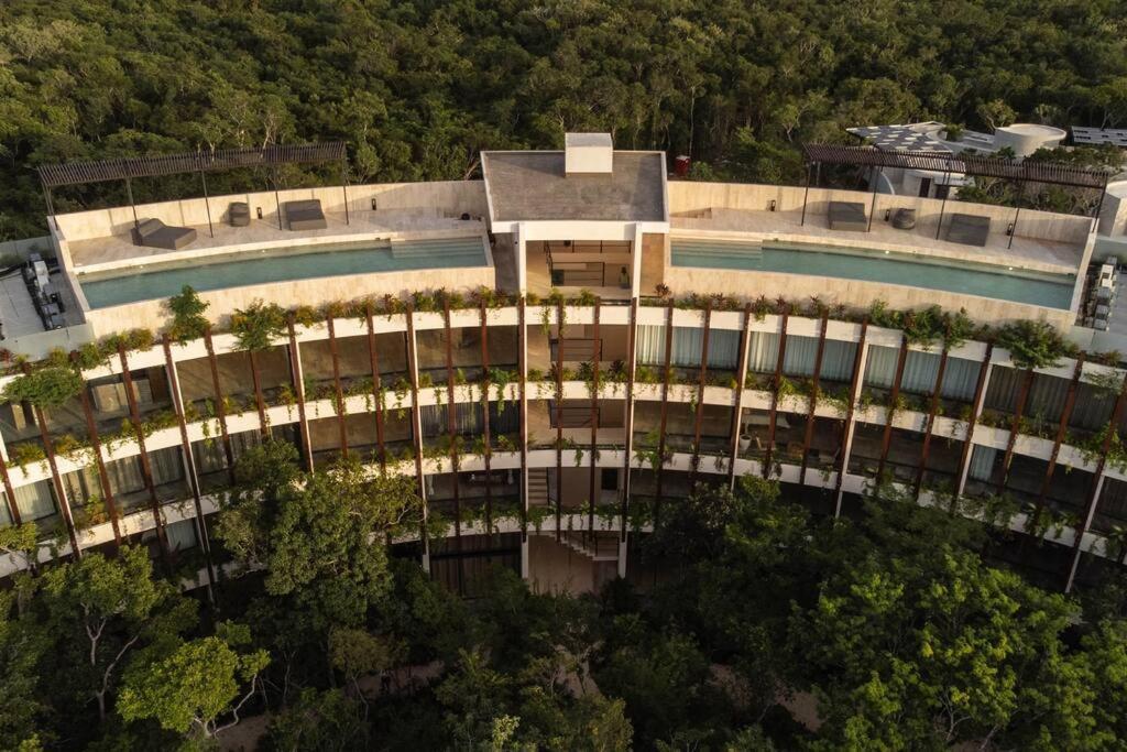 Apartment Stunning 2 Bd Mistiq Ph Rooftop Private Pool